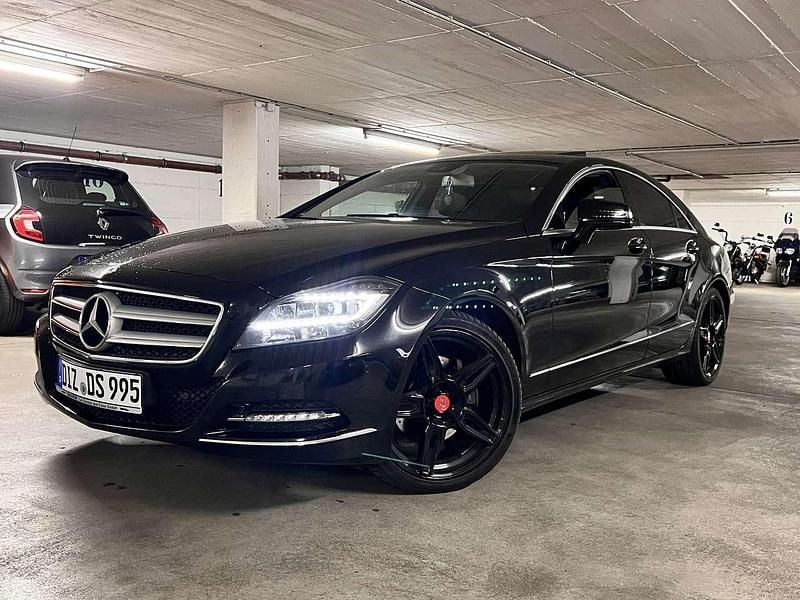Schwarz Gebraucht 2014 Mercedes CLS350 Limousine | 17.500 € (Guter Preis) - Bild 1/4