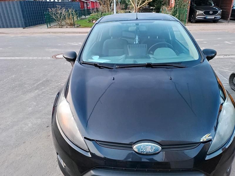 Gebraucht Ford Fiesta 75 PS (55 kW) 2010 Schwarz Kleinwagen