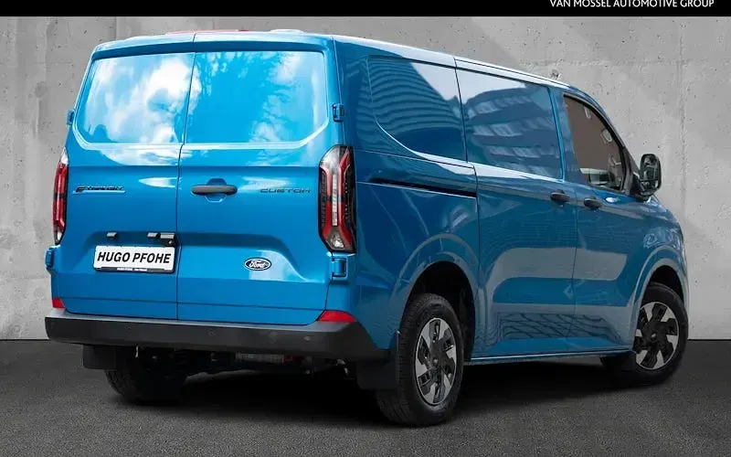 Gebraucht Ford E-Transit Trend 160 kW (218 PS) 2025 Blau Van