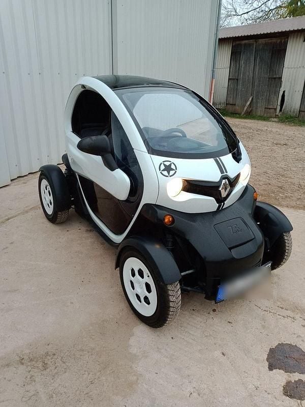 Weiß Gebraucht 2016 Renault Twizy Kleinwagen | 4.000 € (Fairer Preis) - Bild 1/4