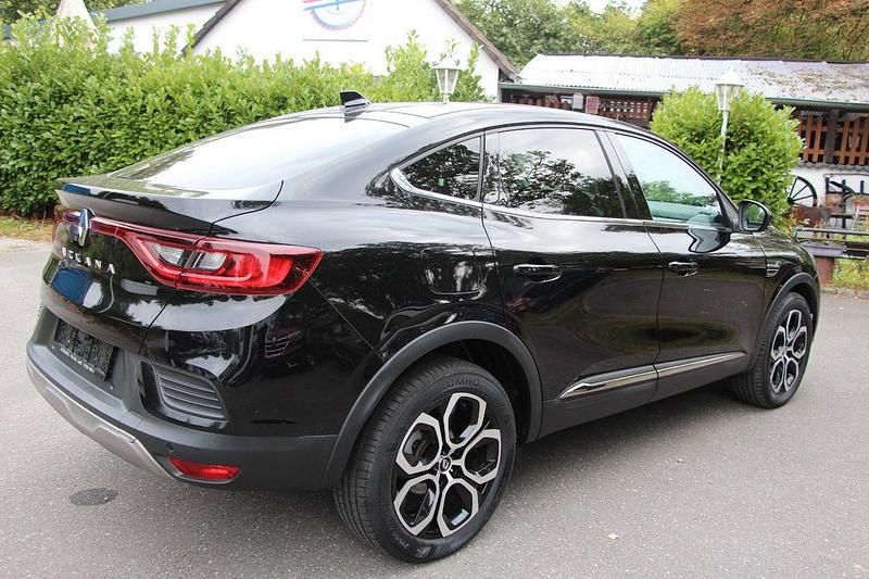 Gebraucht Renault Arkana Techno 140 PS (102 kW) 2023 Schwarz SUV