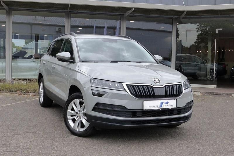 Seda steel/steel grau Gebraucht 2018 Skoda Karoq SUV | 20.690 € (Guter Preis) - Bild 1/4
