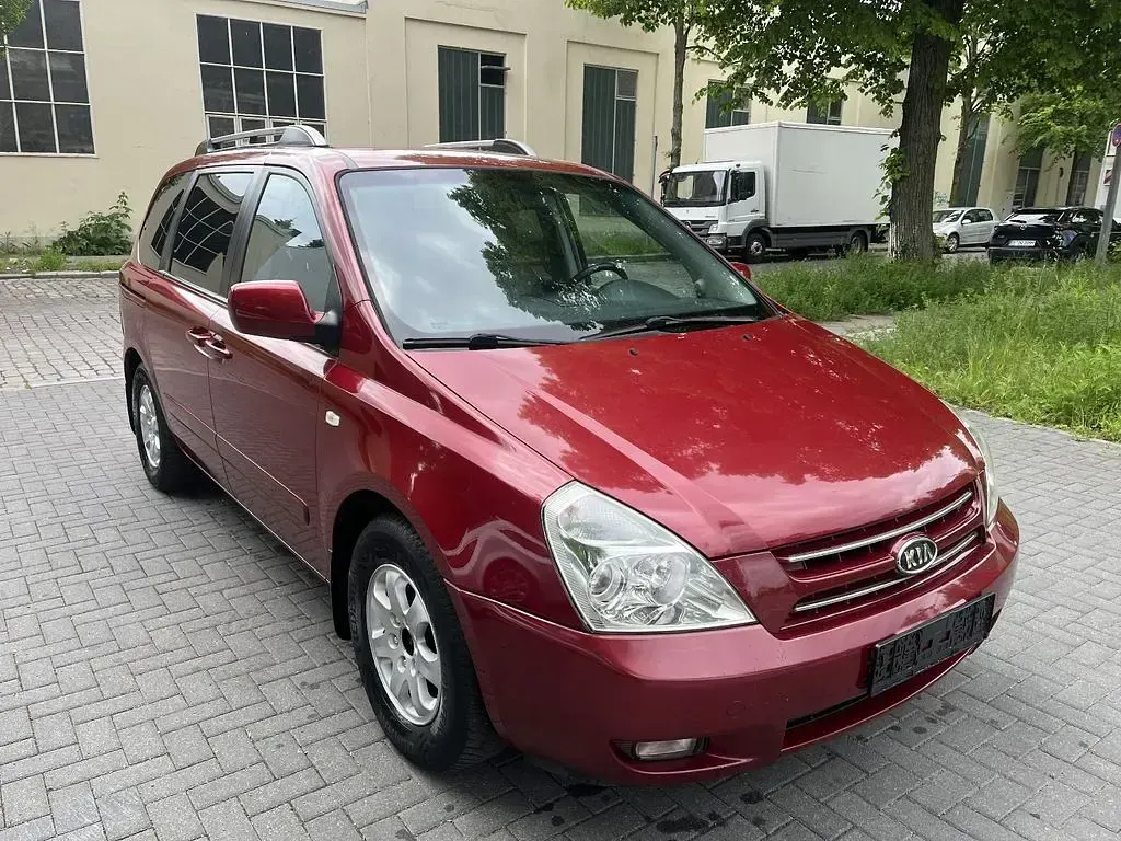 Gebraucht Kia Carnival EX 185 PS (136 kW) 2007 Rot Van / Kleinbus