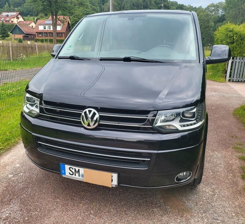 Schwarz Gebraucht 2014 VW T5 Van | 23.400 € (Guter Preis) - Bild 1/4