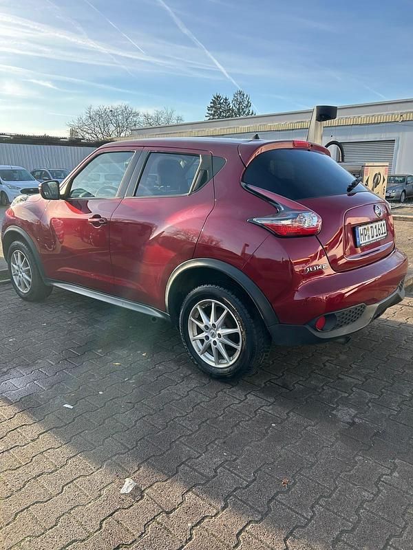 Gebraucht Nissan Juke 116 PS (85 kW) 2016 Rot SUV