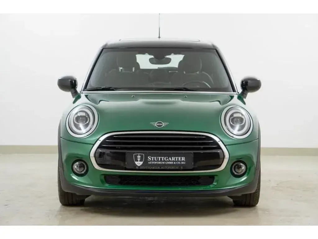 Gebraucht Mini Cooper 136 PS (100 kW) 2019 British racing green iv (metallic) Kleinwagen