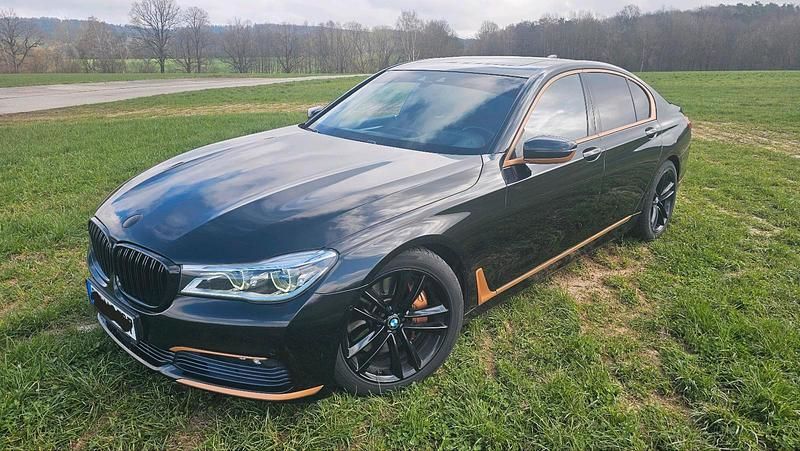 Gebraucht BMW 750 450 PS (330 kW) 2016 Schwarz Limousine