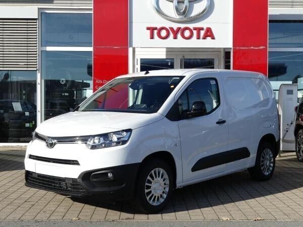 Weiß (icy white uni) Neu 2025 Toyota Proace City Van | 29.736 € (Superpreis) - Bild 1/4