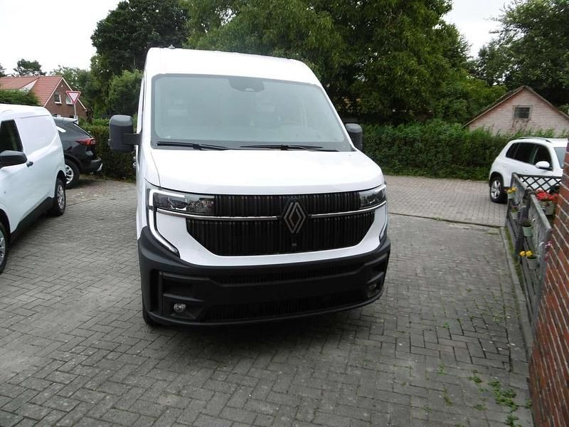 Weiß Neu 2025 Renault Master Van | 41.250 € (Etwas zu teuer) - Bild 1/4