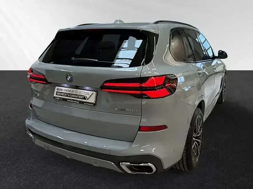 Gebraucht BMW X5 M Sport 489 PS (359 kW) 2025 Brooklyn grau metallic SUV