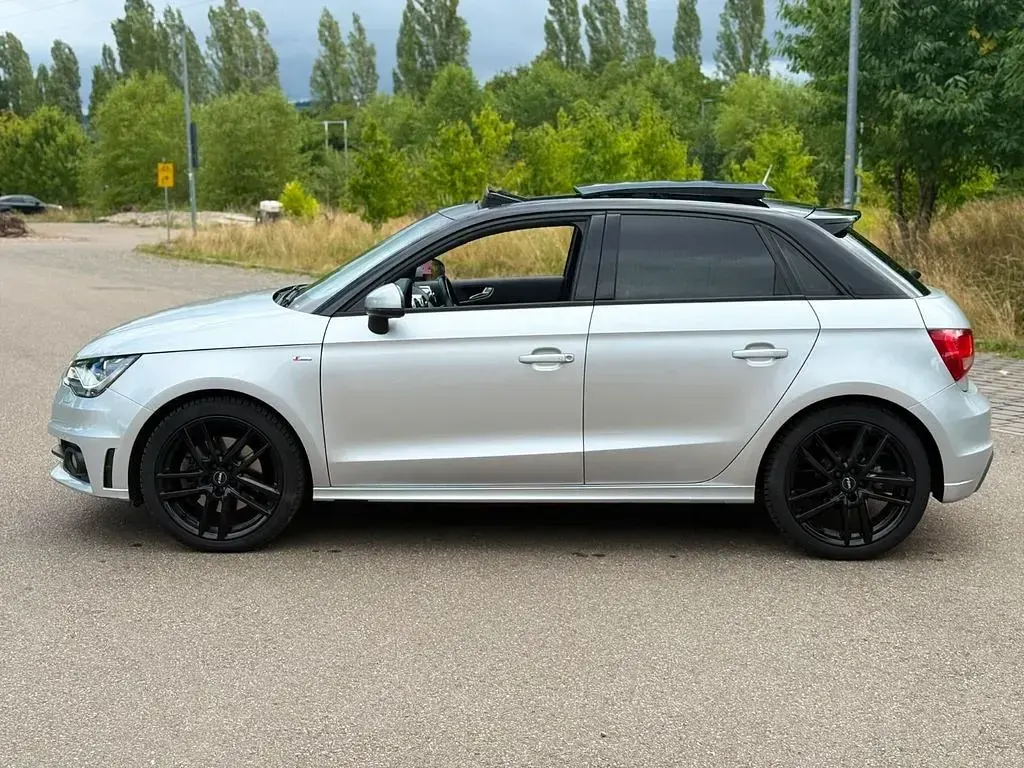 Gebraucht Audi A1 Sportback S-Line 185 PS (136 kW) 2013 Silber Kleinwagen