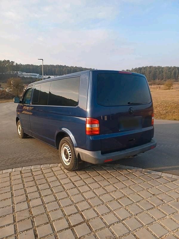 Gebraucht VW Caravelle 131 PS (96 kW) 2007 Blau Van