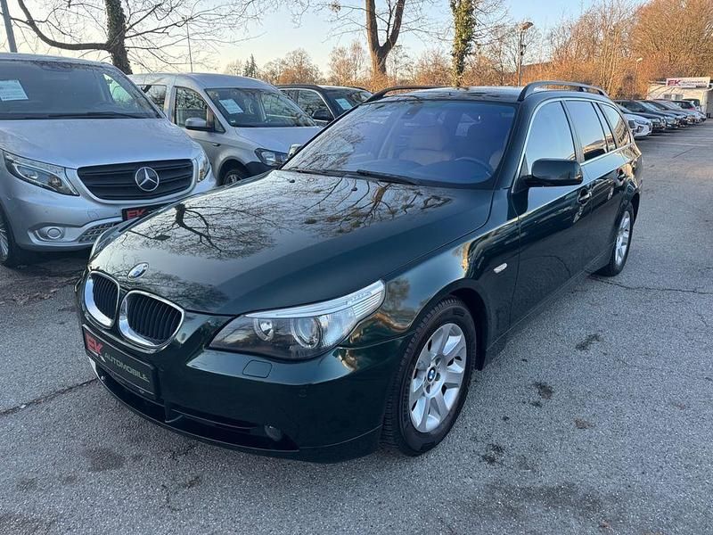Gebraucht BMW 525 Sport Line 218 PS (160 kW) 2005 Grün Kombi
