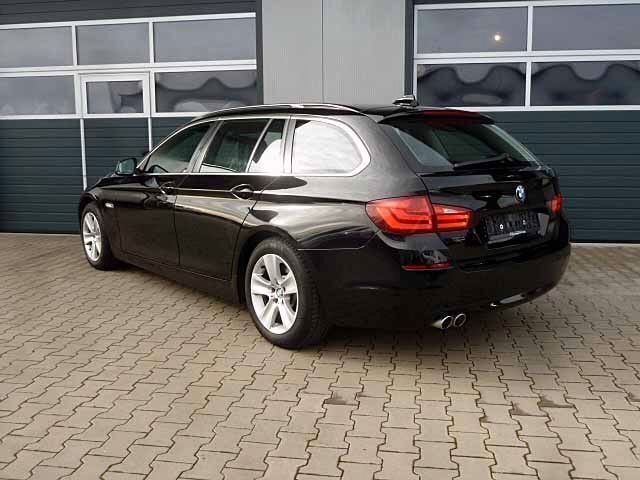 Gebraucht BMW 520 184 PS (135 kW) 2012 Schwarz Kombi