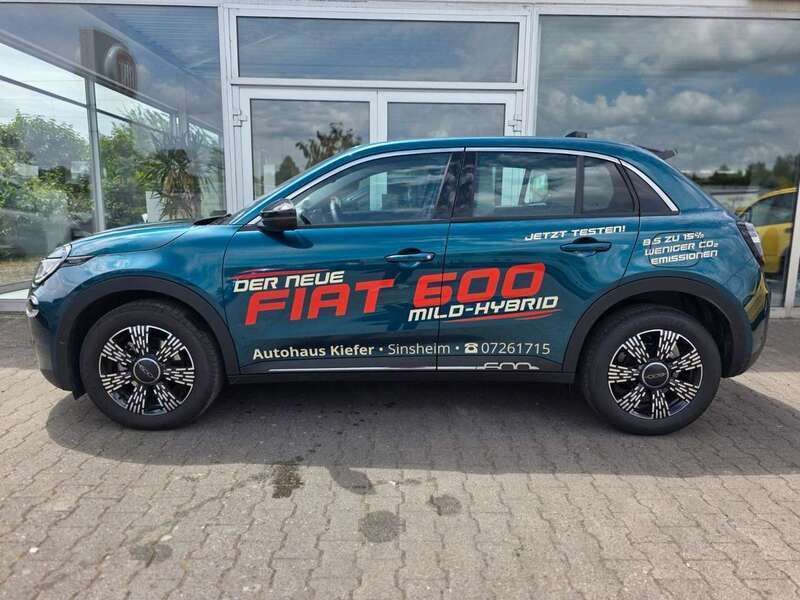 Gebraucht Fiat 600 Basis 101 PS (74 kW) 2024 Mare grün SUV