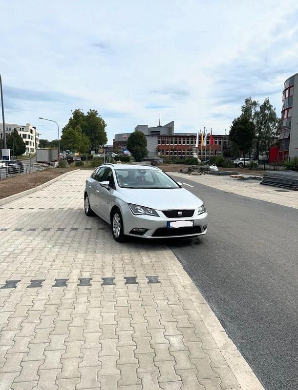 Second-hand Seat Leon ST Style 110 CP (80 kW) 2016 Argintiu Break