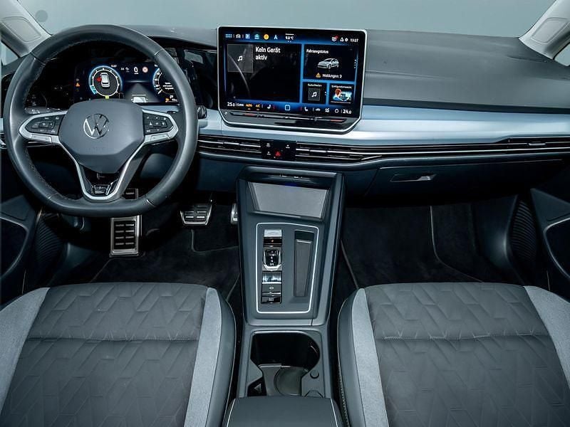 Gebraucht VW Golf VIII 116 PS (85 kW) 2025 Grau Kleinwagen