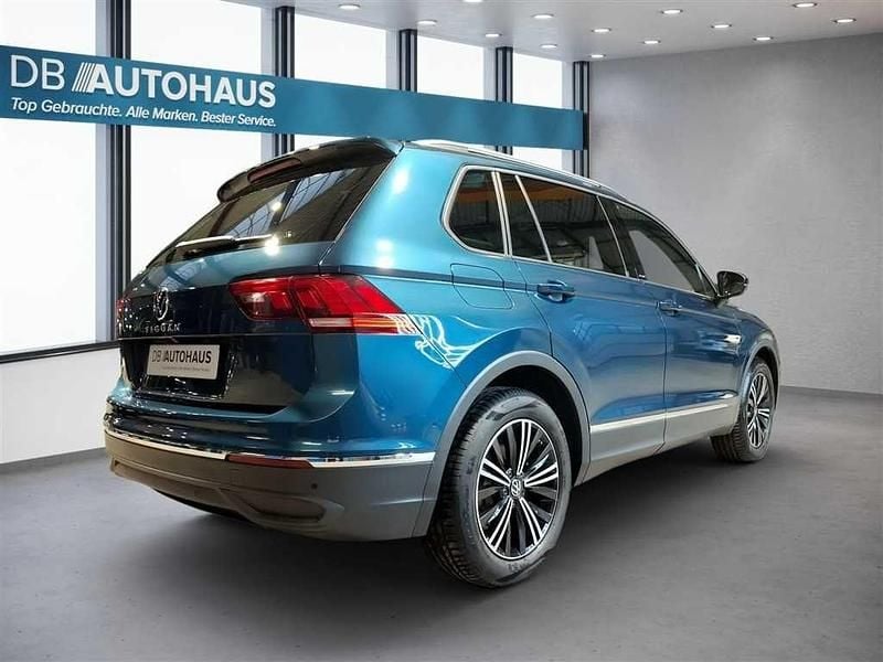 Gebraucht VW Tiguan Active 150 PS (110 kW) 2023 Blau SUV