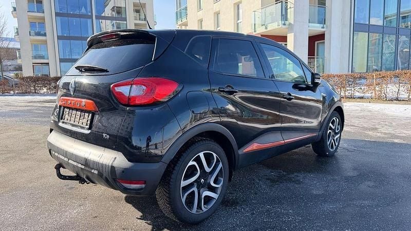 Gebraucht Renault Captur Luxe 120 PS (88 kW) 2015 Schwarz SUV