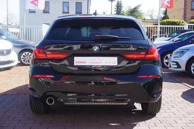 Używany BMW 116 Advantage 109 KM (80 kW) 2022 Czarny Hatchback
