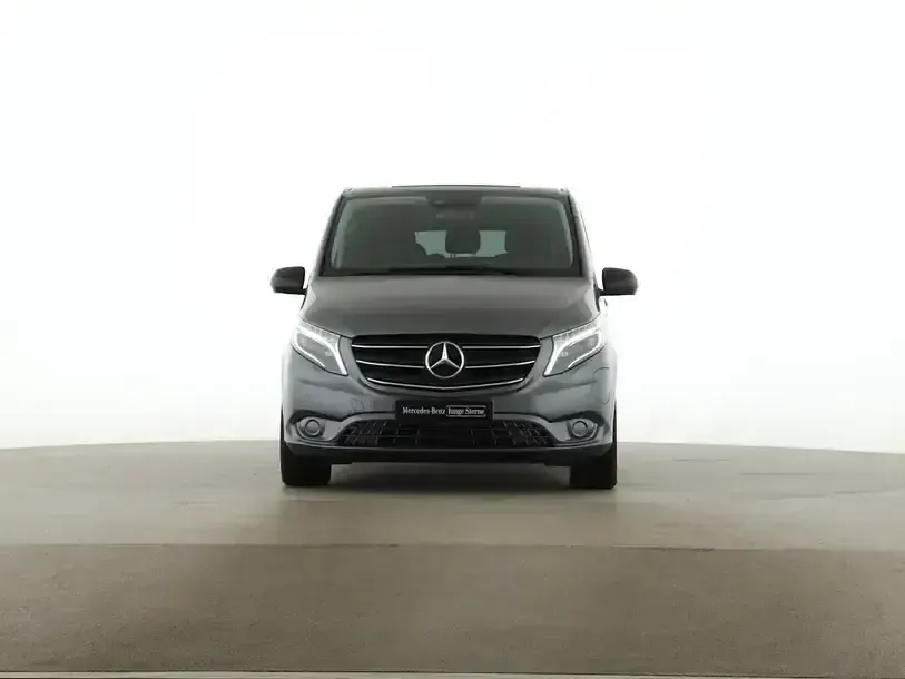 Gebraucht Mercedes e-Vito 150 kW (204 PS) 2022 Grau Van