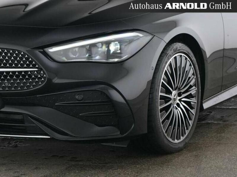 Gebraucht Mercedes 220 197 PS (144 kW) 2025 Obsidianschwarz (metallic) Coupé