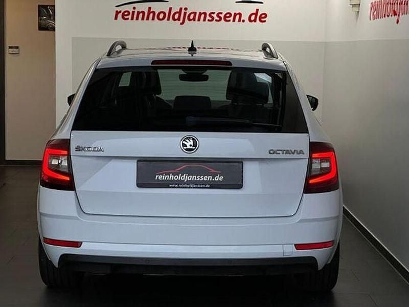 Gebraucht Skoda Octavia Style 150 PS (110 kW) 2017 Weiß Kombi