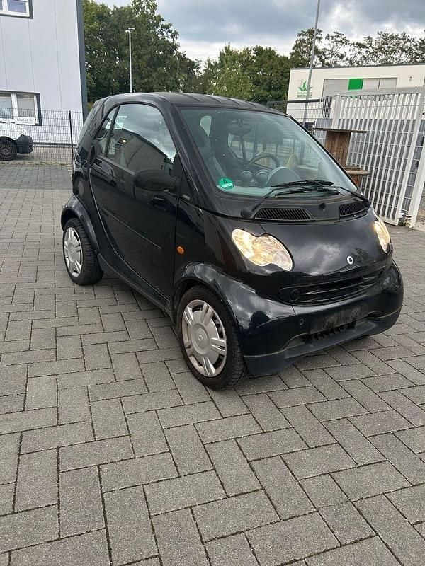 Schwarz Gebraucht 2004 Smart ForTwo Coupé Pure Coupé | 1.000 € (Superpreis) - Bild 1/4
