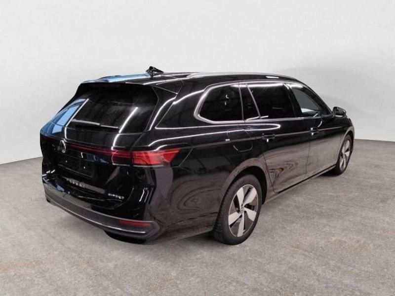 Gebraucht VW Passat Business 150 PS (110 kW) 2025 Kombi