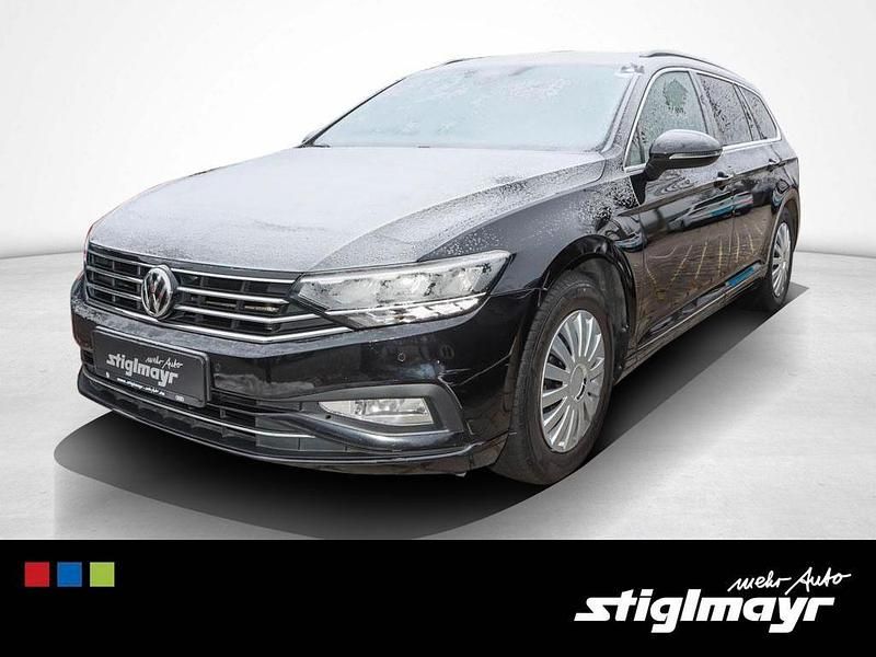 Deep black perleffekt Gebraucht 2020 VW Passat Business Kombi | 19.480 € (Guter Preis) - Bild 1/4