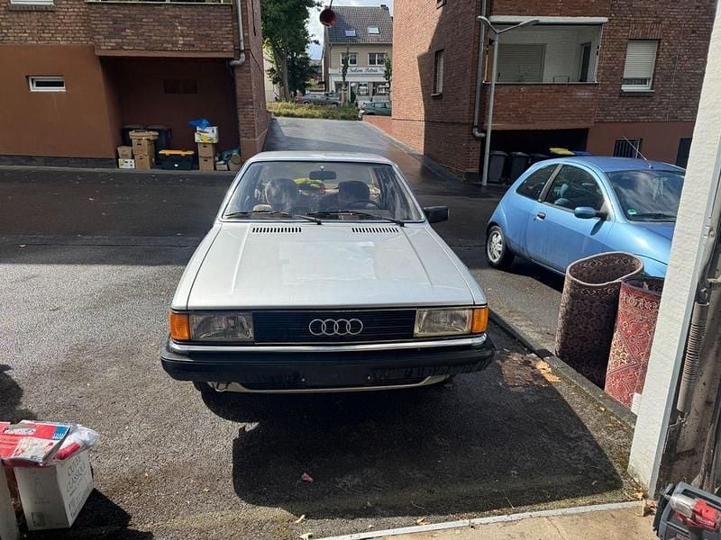 Silber Gebraucht 1979 Audi 80 Limousine | 8.000 € - Bild 1/4