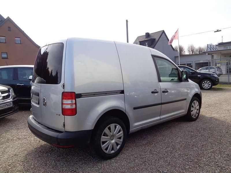 Second-hand VW Caddy 140 CP (102 kW) 2014 Argintiu Monovolum