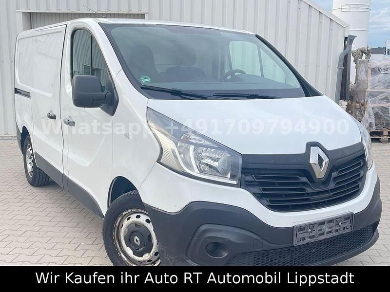 Weiß Gebraucht 2015 Renault Trafic Komfort Van | 3.850 € (Teuer) - Bild 1/4
