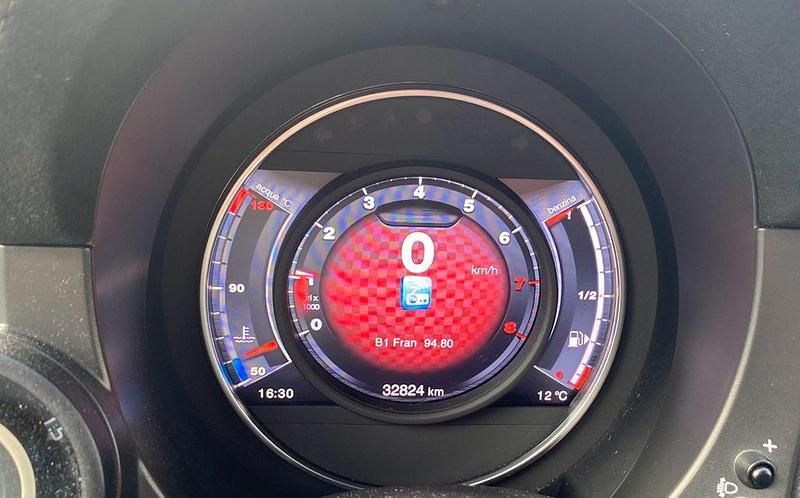 Gebraucht Abarth 595 Competizione 180 PS (132 kW) 2018 Weiß Cabrio