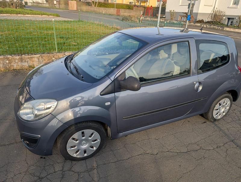 Gebraucht Renault Twingo 76 PS (55 kW) 2008 Silber Kleinwagen
