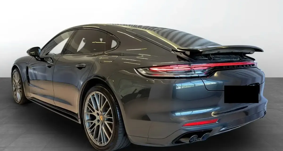 Gebraucht Porsche Panamera 4 E-Hybrid Platinum Edition 460 PS (338 kW) 2022 Vulkangrau Kleinwagen
