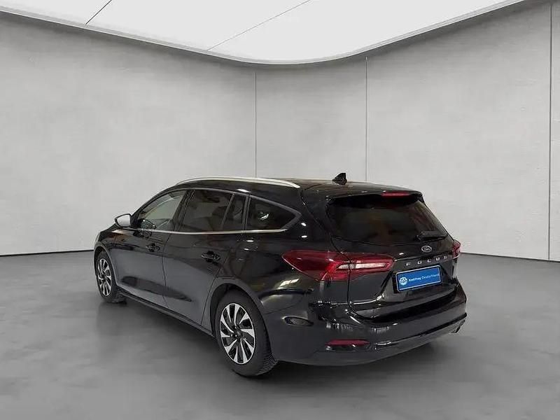 Gebraucht Ford Focus Titanium 125 PS (91 kW) 2024 Schwarz Kombi