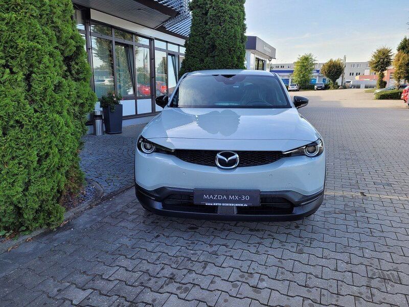 Gebraucht Mazda MX30 Ad'Vantage 80 kW (110 PS) 2023 Ceramic white (metallic) SUV