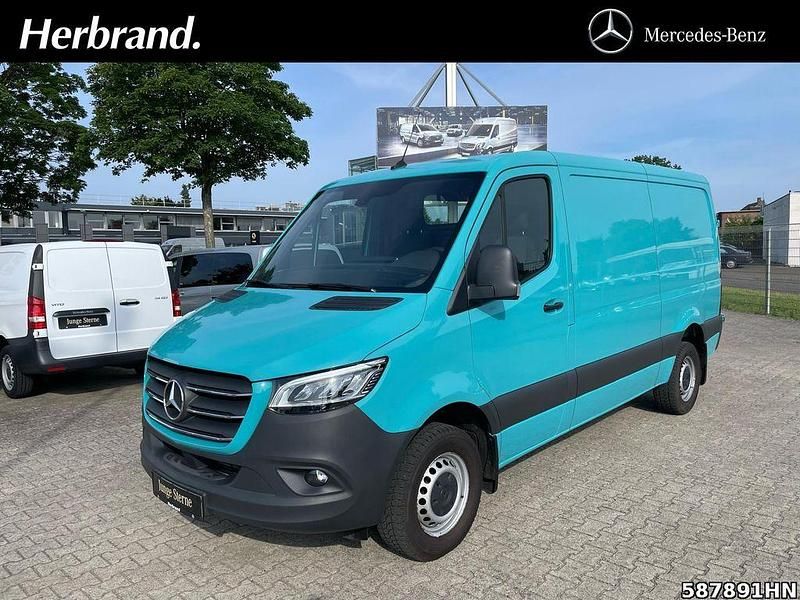 Blau Gebraucht 2023 Mercedes Sprinter Van | 28.554 € (Superpreis) - Bild 1/4