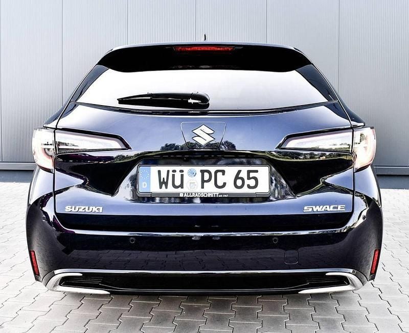 Gebraucht Suzuki Swace Comfort+ 140 PS (102 kW) 2023 Black (schwarz) Kombi