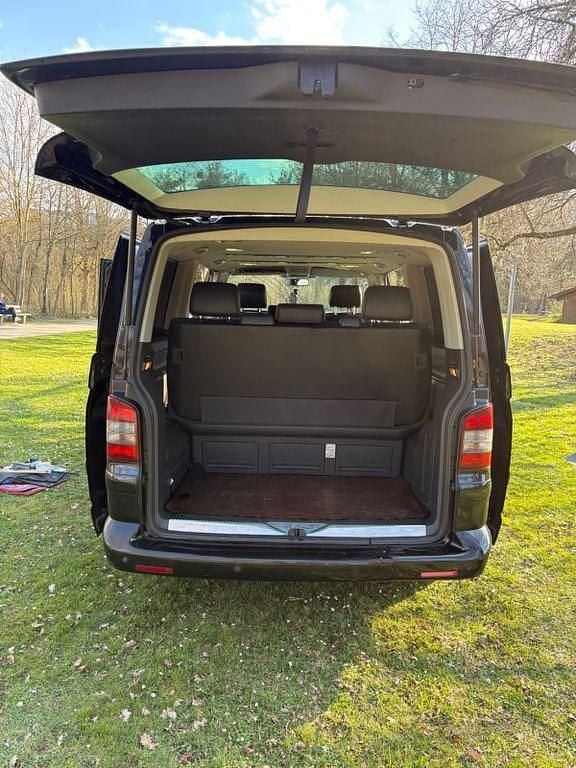 Second-hand VW T5 178 CP (130 kW) 2008 Negru Van