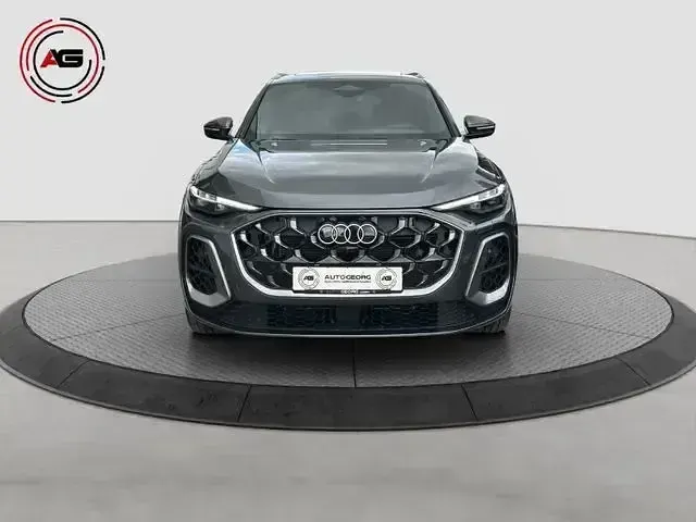Gebraucht Audi Q5 S-Line 204 PS (150 kW) 2025 Grau SUV