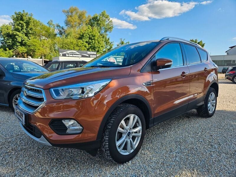 Gebraucht Ford Kuga Cool & Connect 120 PS (88 kW) 2019 Braun SUV