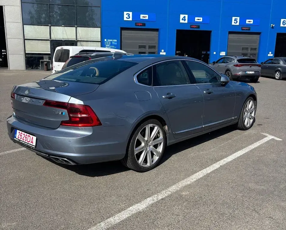 Gebraucht Volvo S90 Inscription 320 PS (235 kW) 2017 Grau Limousine