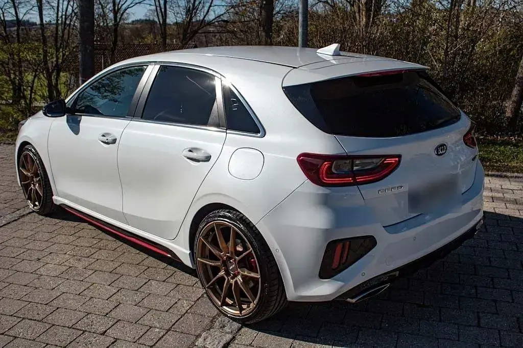 Gebraucht Kia Ceed GT GT 204 PS (150 kW) 2020 Weiß Limousine