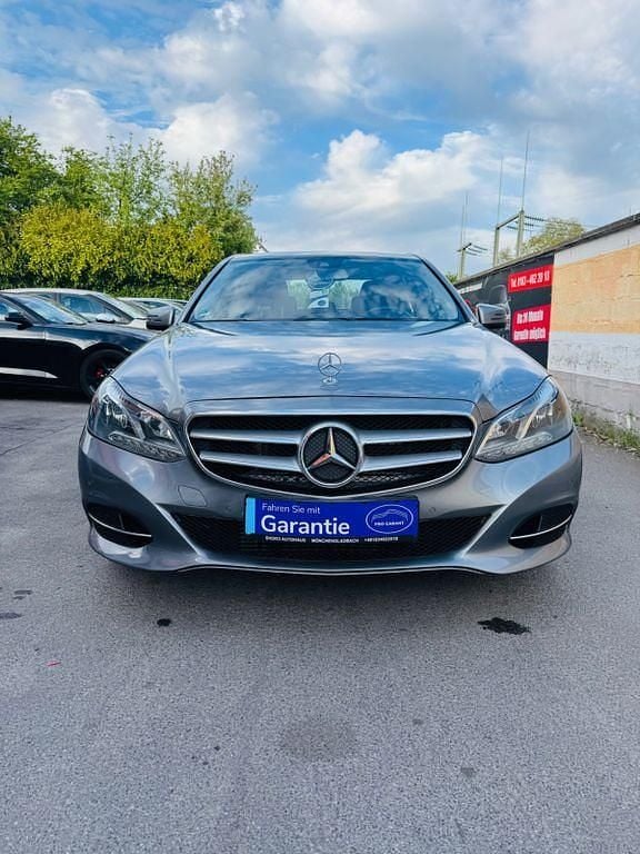 Second-hand Mercedes E350 265 CP (194 kW) 2011 Argintiu Berlinǎ