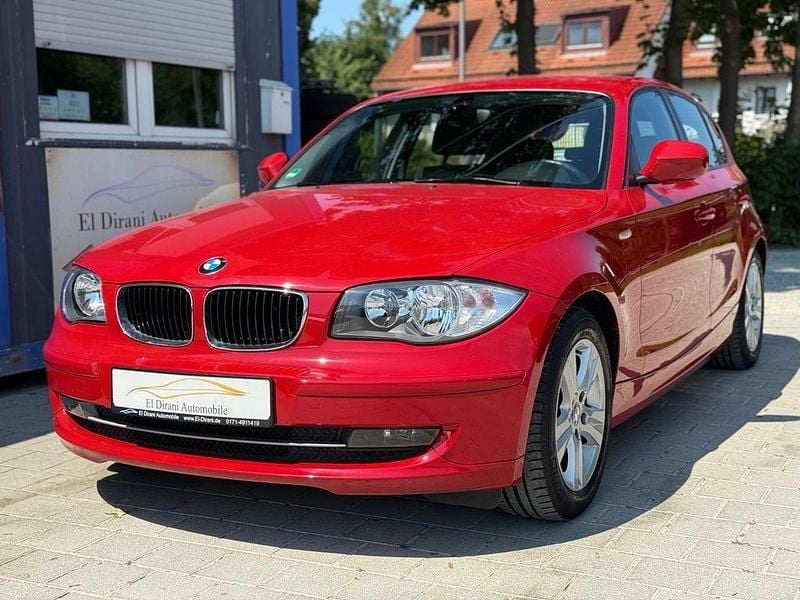 Rot Gebraucht 2011 BMW 116 Advantage Kleinwagen | 7.980 € (Guter Preis) - Bild 1/4
