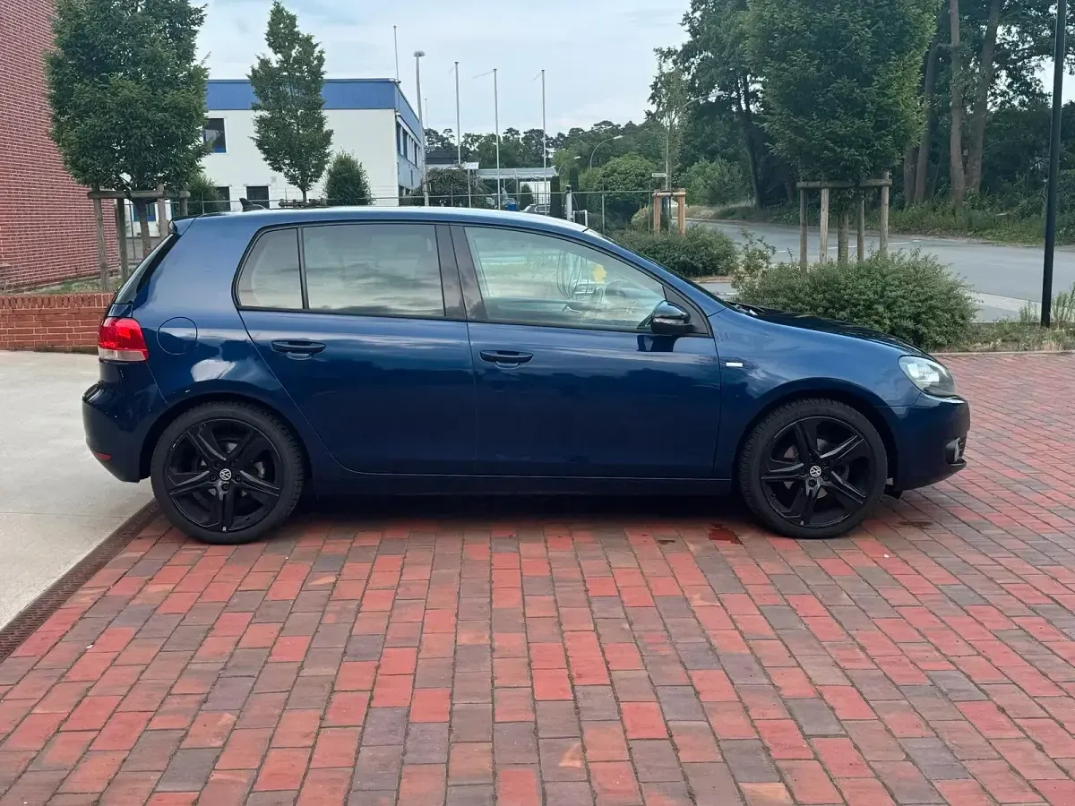 Używany VW Golf VII Match 86 KM (63 kW) 2012 Niebieski Hatchback