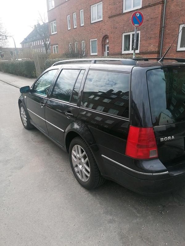 Gebraucht VW Bora 116 PS (85 kW) 2002 Schwarz Kombi