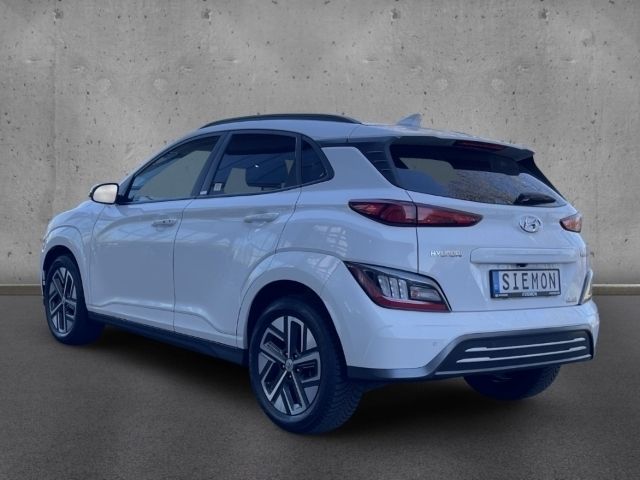 Gebraucht Hyundai Kona Trend 150 kW (204 PS) 2021 Weiss SUV